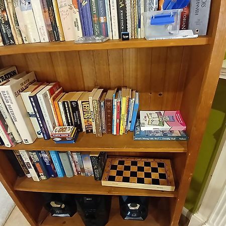 Riverlea Cottage - Cosy, Comfy, Quiet, Central タウマルヌイ エクステリア 写真